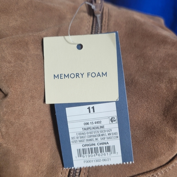 New with tags womens boots - Picture 9 of 9